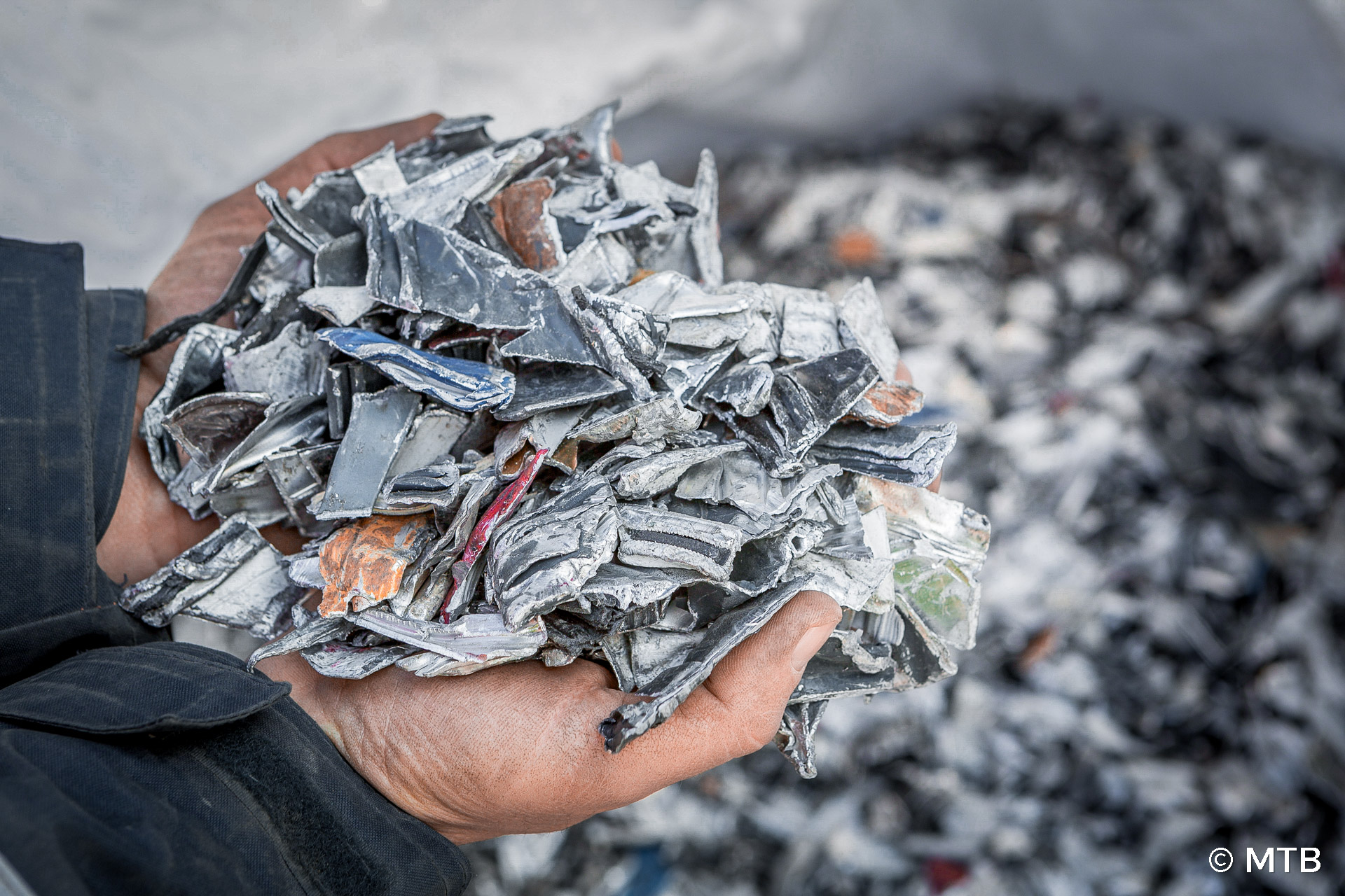 Aluminum profiles recycling process