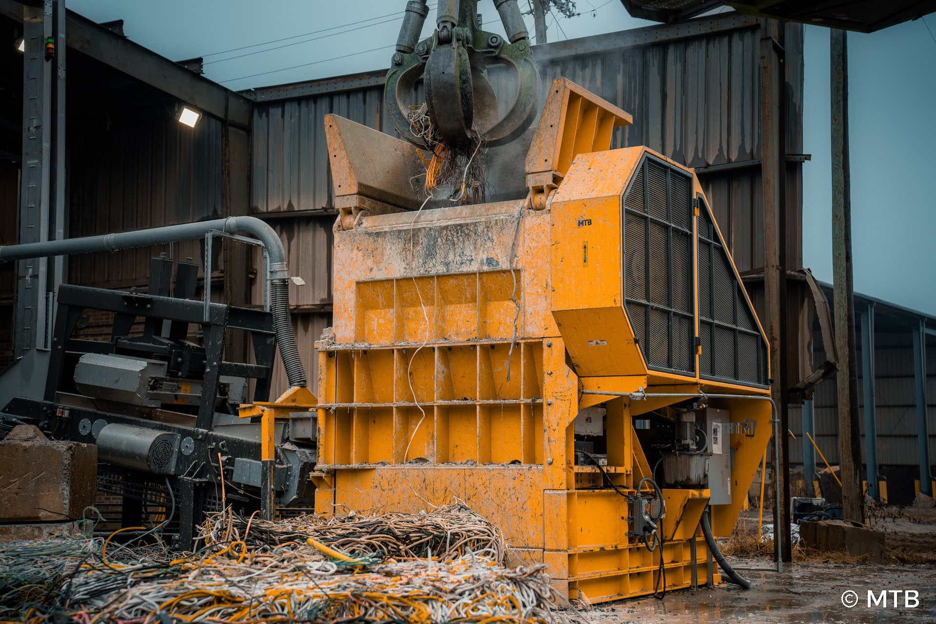 BDR, industrial waste renforced shredder